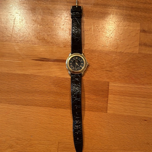 ESQ CROCODILE LEATHER WATCH - Picture 2 of 4